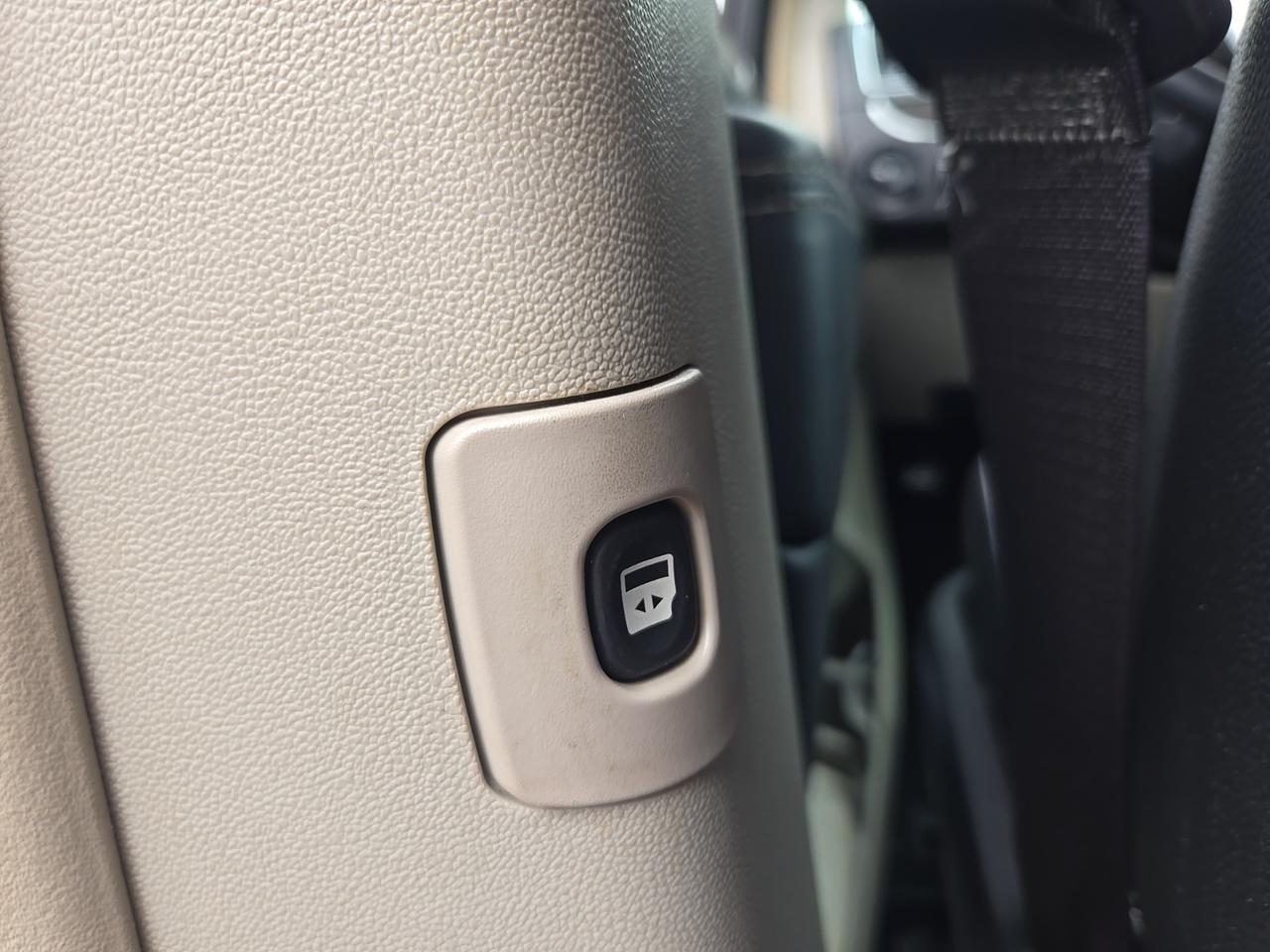 2015 Chrysler Town &amp; Country Touring-L Fredericksburg VA
