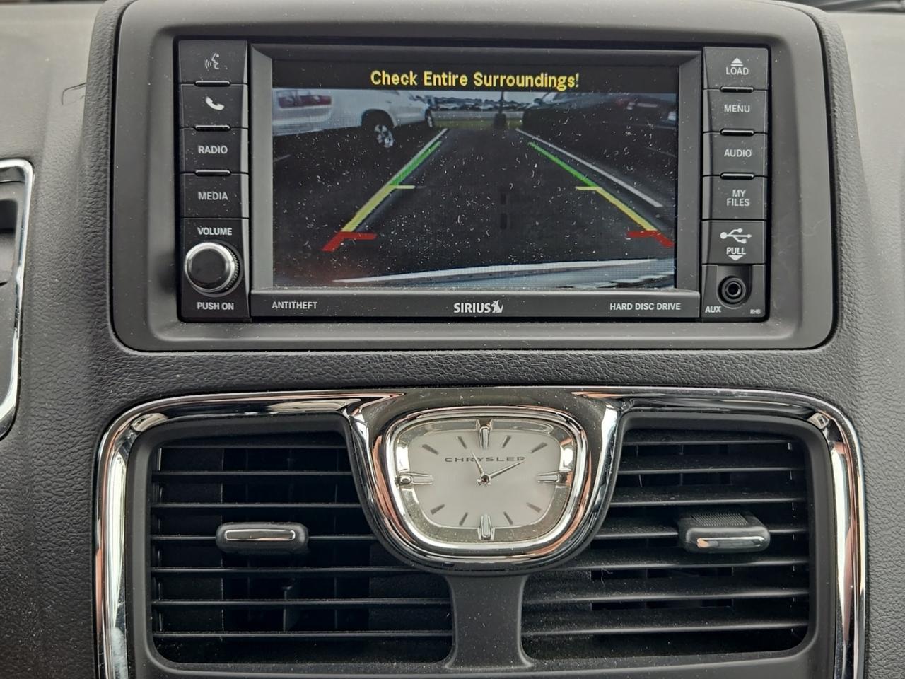 2015 Chrysler Town &amp; Country Touring-L Fredericksburg VA