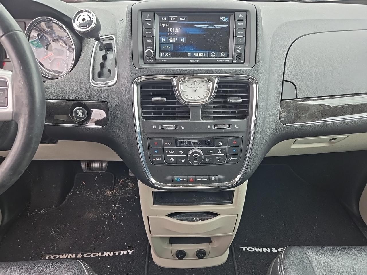 2015 Chrysler Town &amp; Country Touring-L Fredericksburg VA