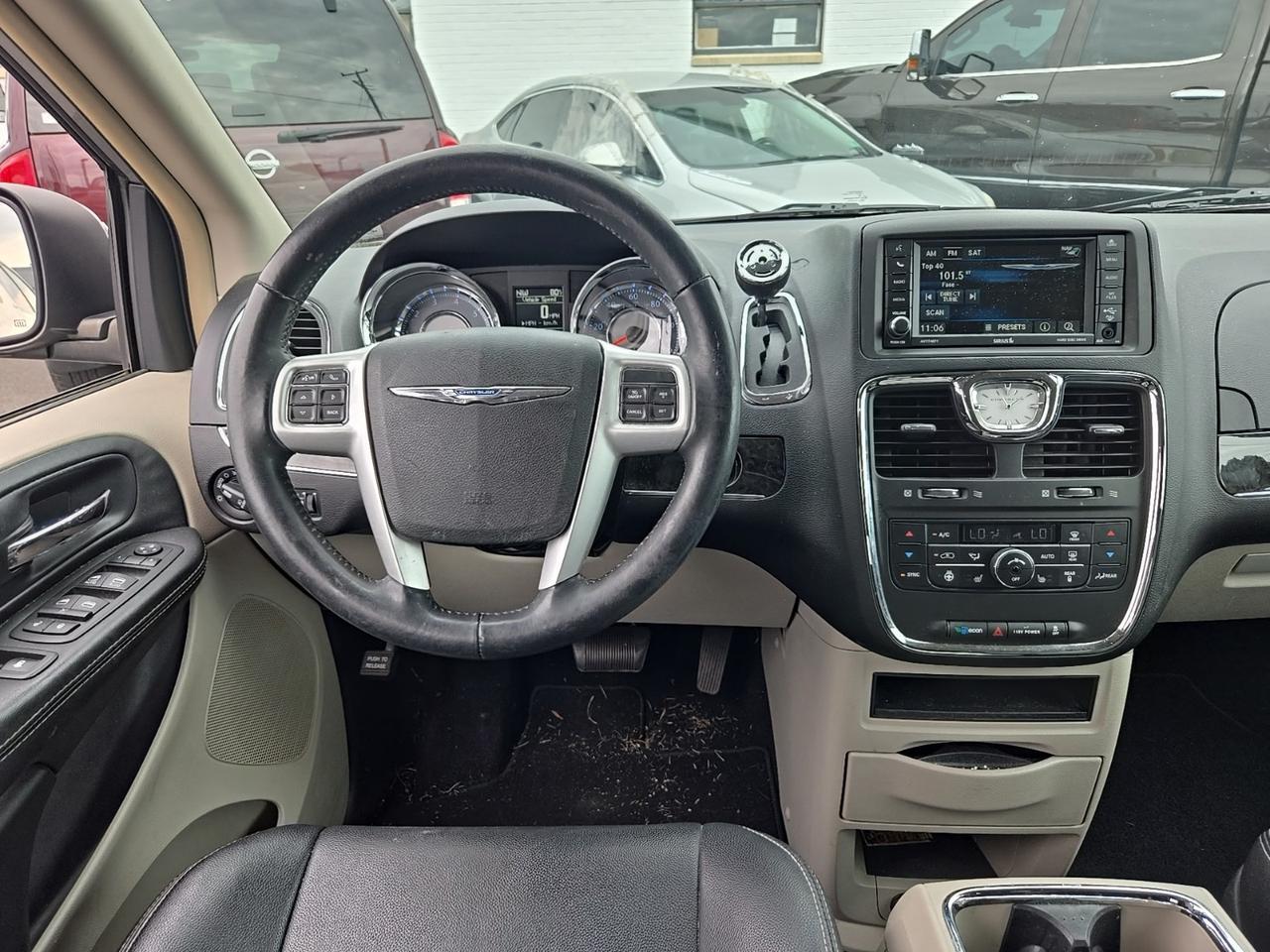 2015 Chrysler Town &amp; Country Touring-L Fredericksburg VA