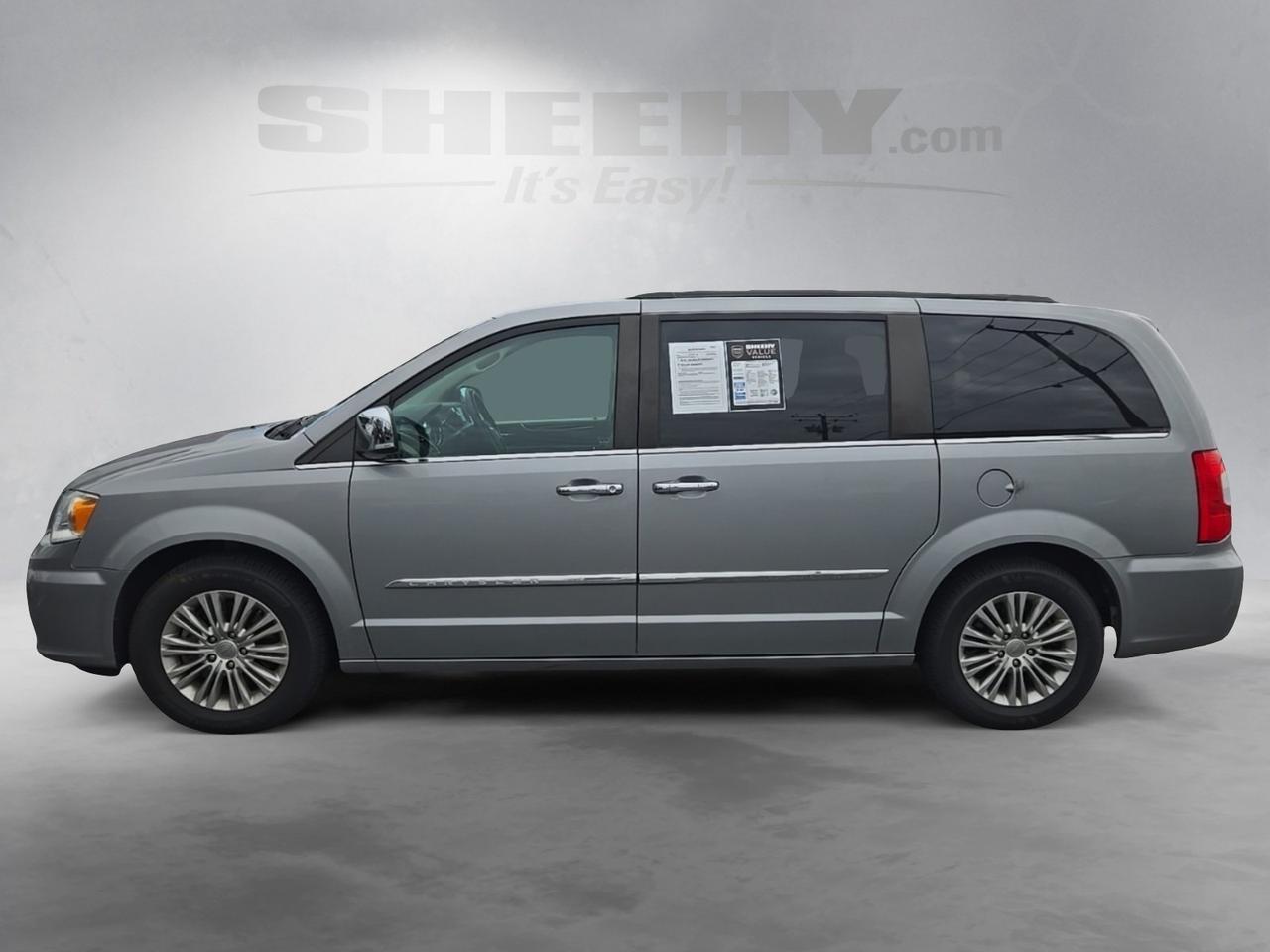 2015 Chrysler Town &amp; Country Touring-L Fredericksburg VA