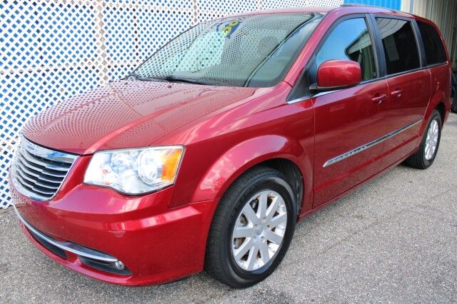 2015 Chrysler Town & Country Touring