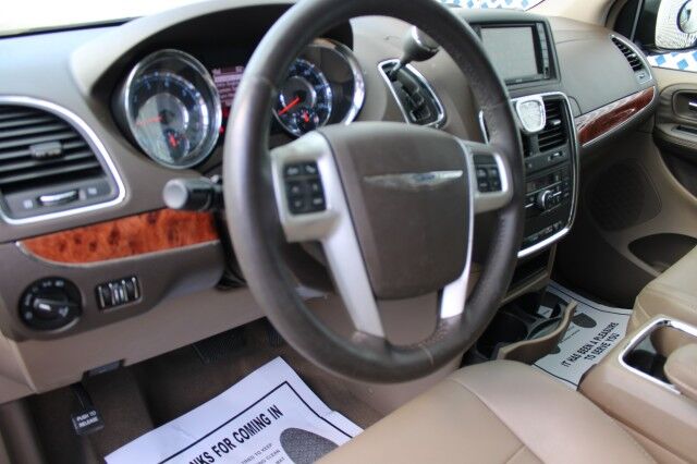 2015 Chrysler Town & Country Touring Melbourne FL