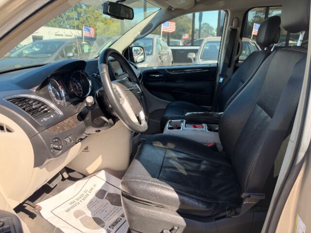 2015 Chrysler Town & Country