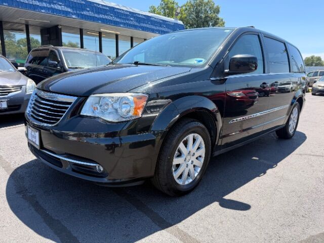 2015 Chrysler Town & Country