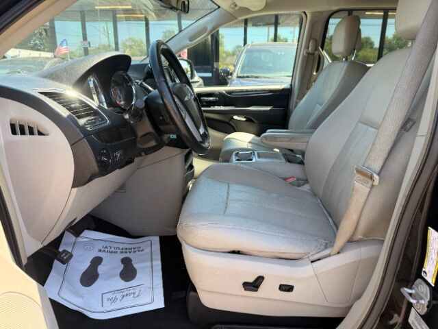 2015 Chrysler Town & Country
