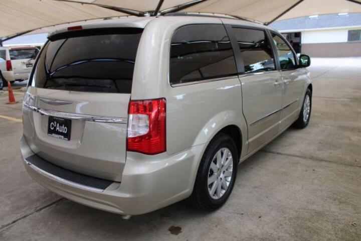 2015 Chrysler Town & Country Touring Plano TX