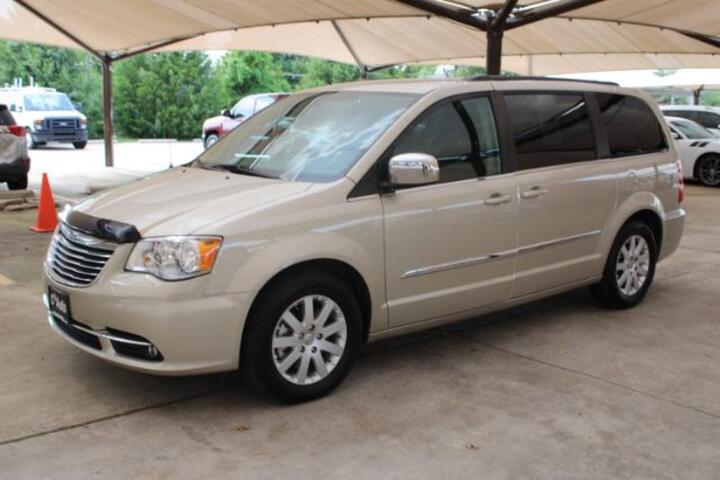 2015 Chrysler Town & Country Touring Plano TX