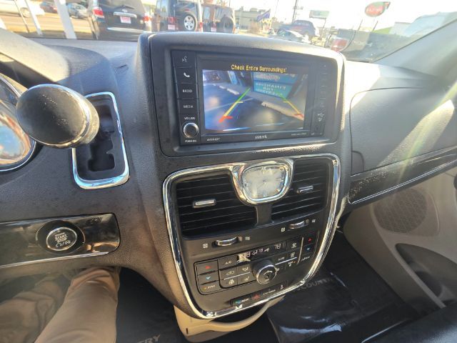 2015 Chrysler Town & Country Touring Saint Joseph MO