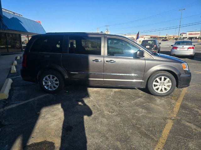 2015 Chrysler Town & Country Touring Saint Joseph MO