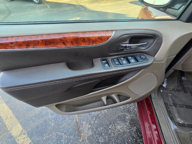 2015 Chrysler Town & Country Touring Saint Joseph MO