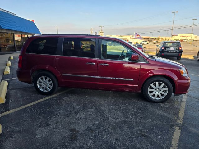 2015 Chrysler Town & Country Touring Saint Joseph MO