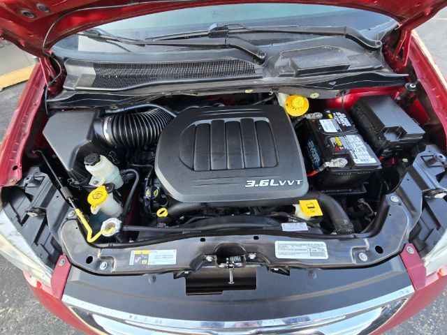 2015 Chrysler Town & Country Touring Saint Joseph MO