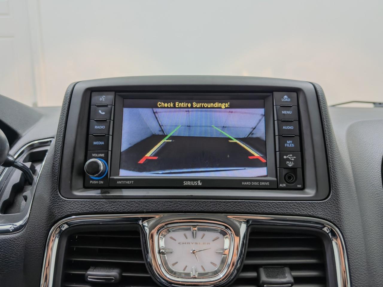 2015 Chrysler Town & Country Touring Tallmadge OH