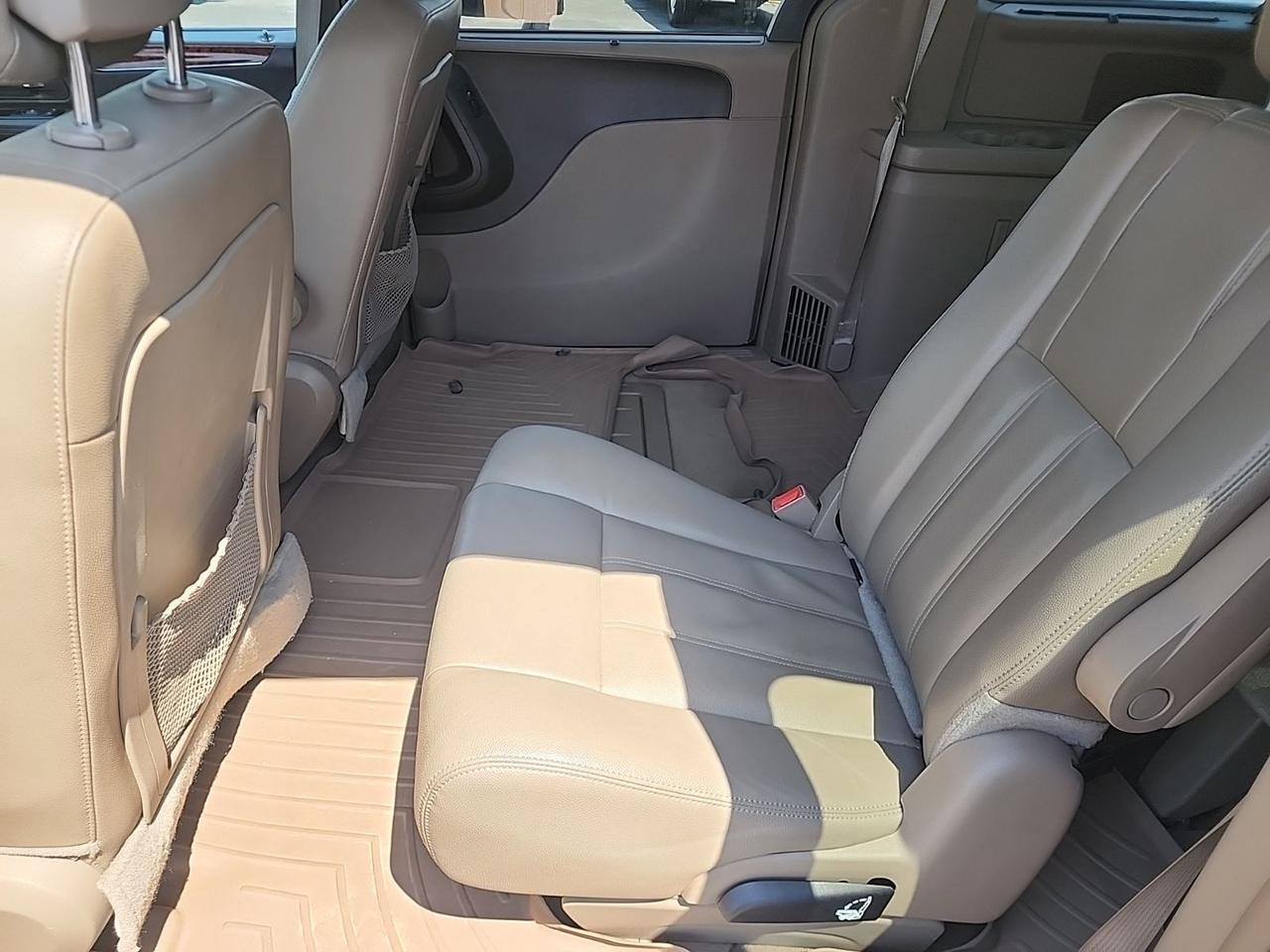2015 Chrysler Town &amp; Country Touring Richmond VA