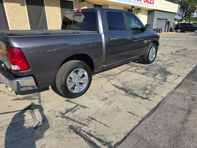 2015 Dodge Ram Lone Star photo 3