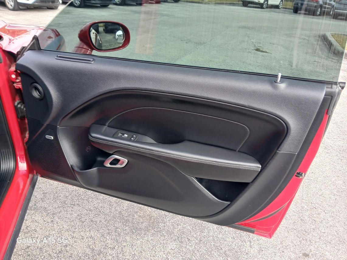 2015 Dodge Challenger R/T Plus Coupe 2D Maitland FL