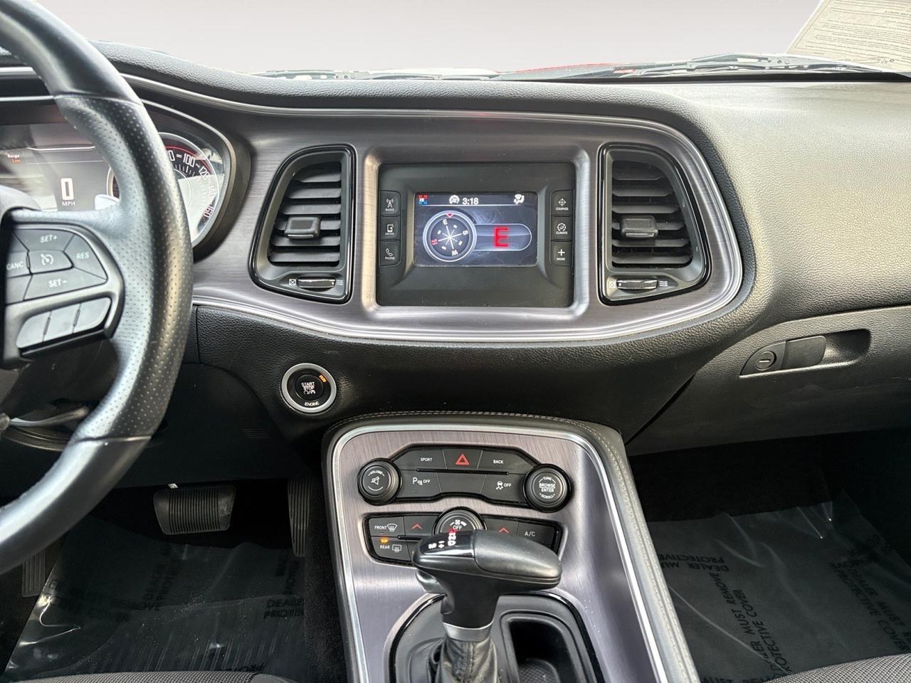 2015 Dodge Challenger R/T Shaker, PADDLE SHIFTERS, SUNROOF, HEATED MIRRORS WITH BLIND SPOT ALERT, MANUAL SPORT MODE, NAVIGATION, ONLY 44K MILES, CHALLENGE YOURSELF TO TAKE THIS HOME! Virginia Beach VA