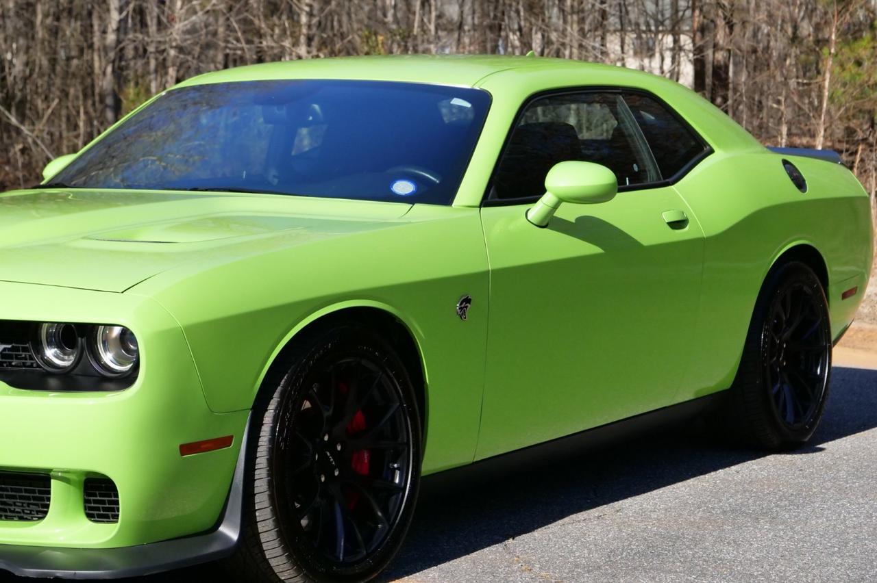 2015 Dodge Challenger SRT Hellcat / 6.2L V8 / Ventilated Seats! Lincolnton NC