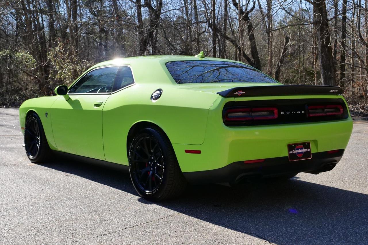 2015 Dodge Challenger SRT Hellcat / 6.2L V8 / Ventilated Seats! Lincolnton NC