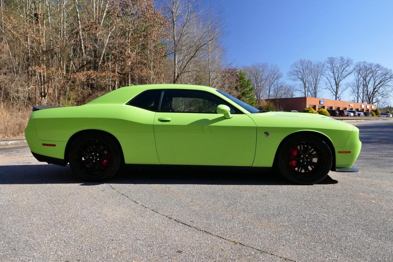 2015 Dodge Challenger SRT Hellcat / 6.2L V8 / Ventilated Seats! Lincolnton NC