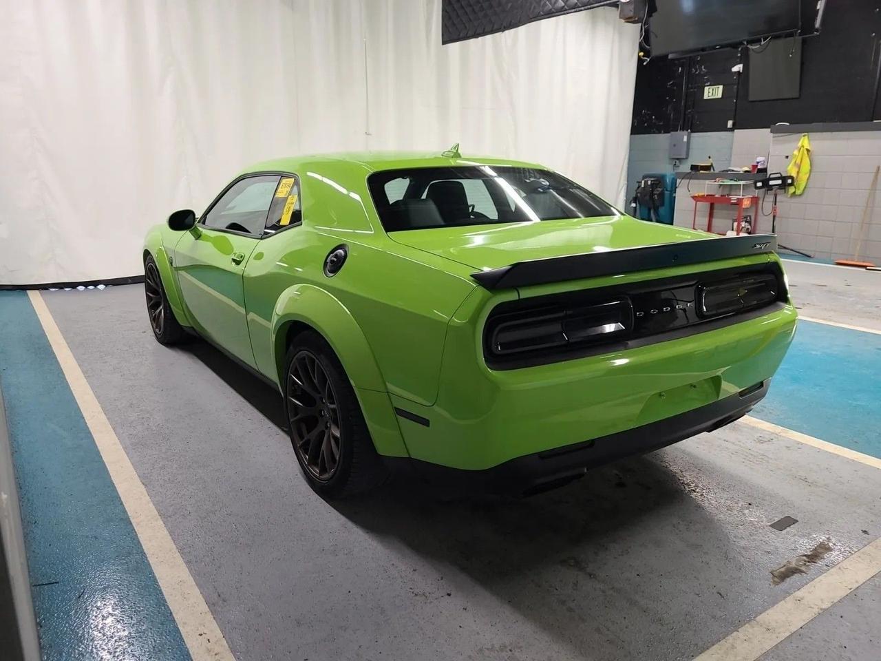 2015 Dodge Challenger SRT Hellcat