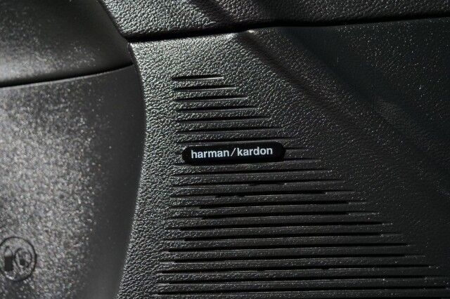 2015 Dodge Challenger SRT Hellcat / Laguna Leather / 6.2L Supercharged V8! High Point NC