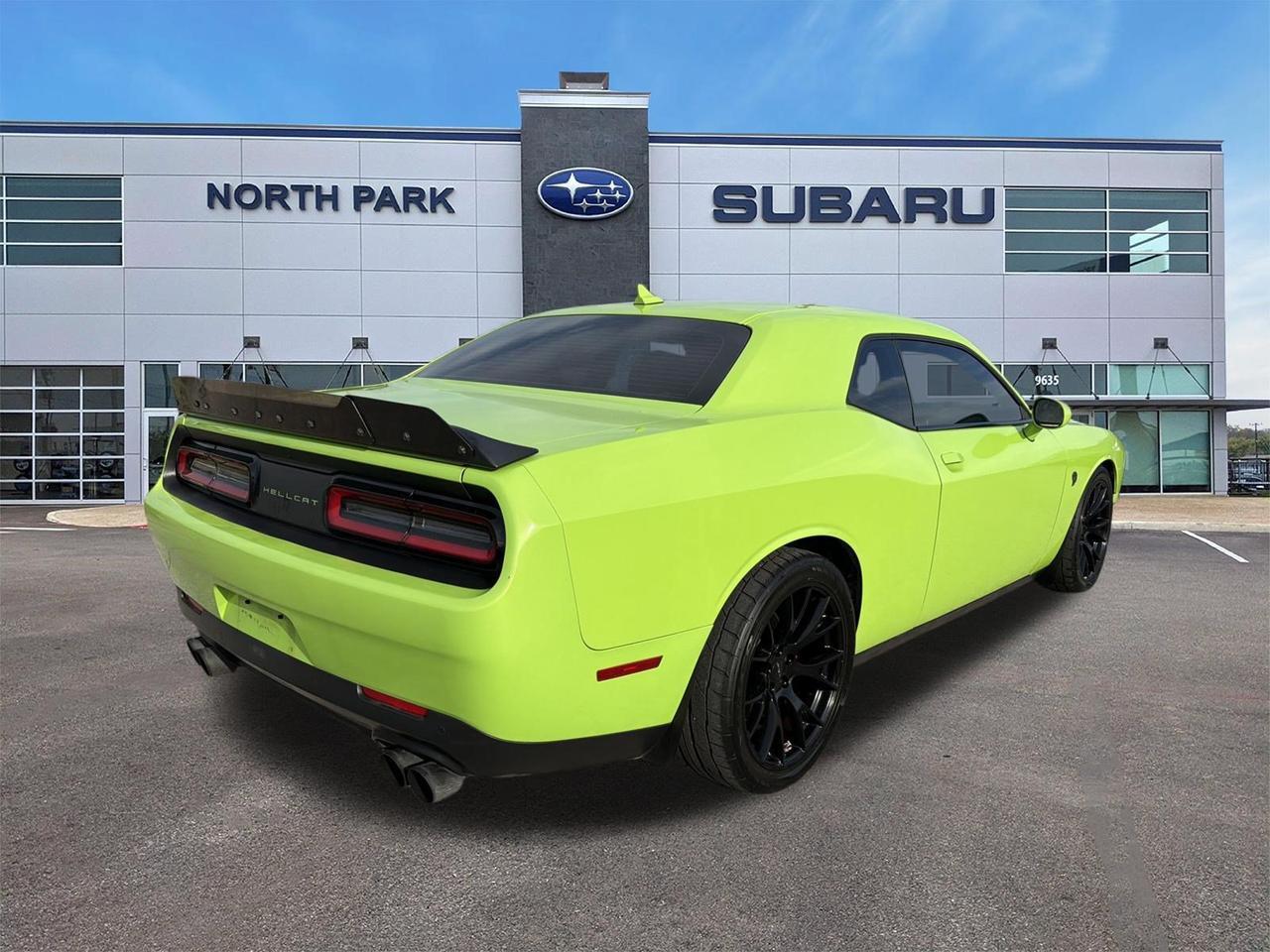 2015 Dodge Challenger SRT Hellcat