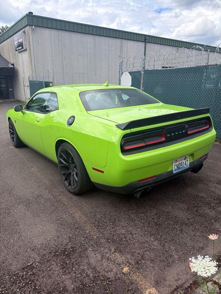 2015 Dodge Challenger SRT Hellcat