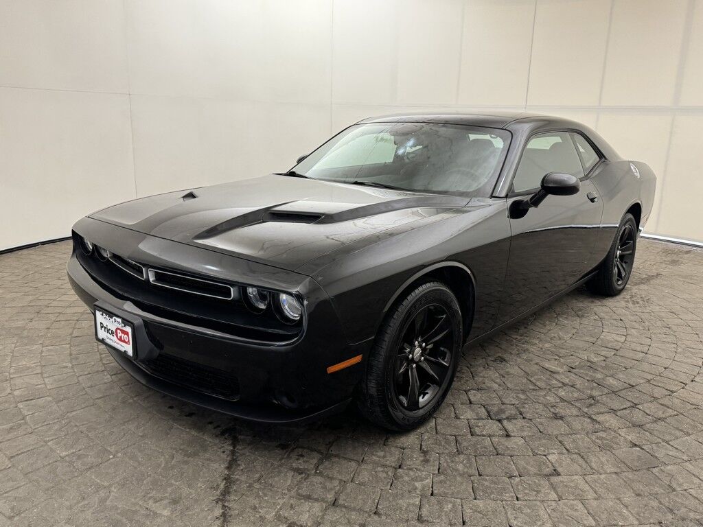 2015 Dodge Challenger SXT