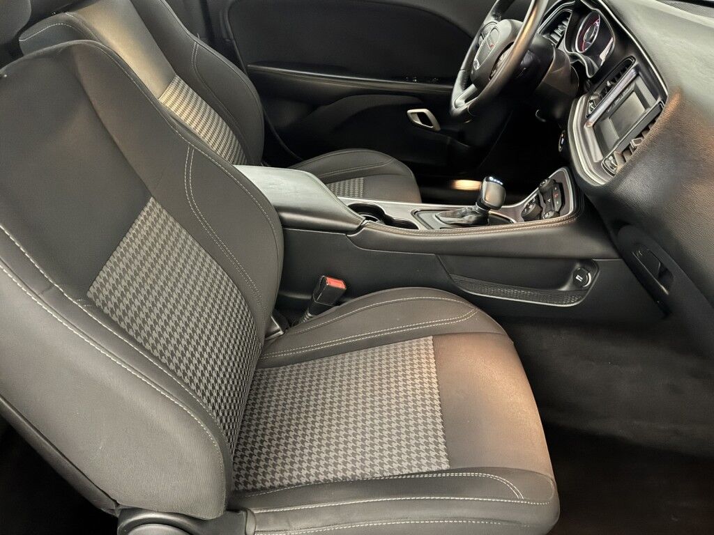 2015 Dodge Challenger SXT Maumee OH