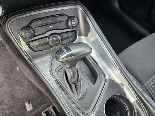 2015 Dodge Challenger SXT Lithia Springs GA