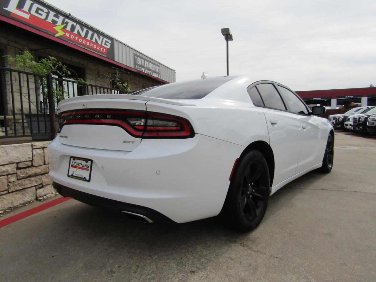 2015 Dodge Charger 4dr Sdn SXT RWD Grand Prairie TX