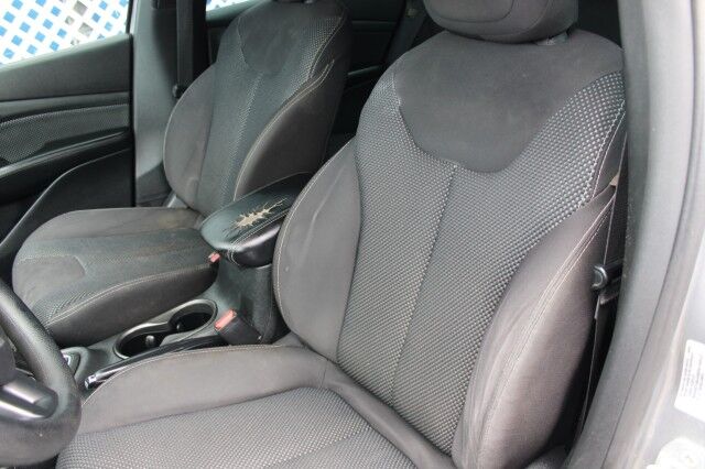 2015 Dodge Dart SXT photo 22