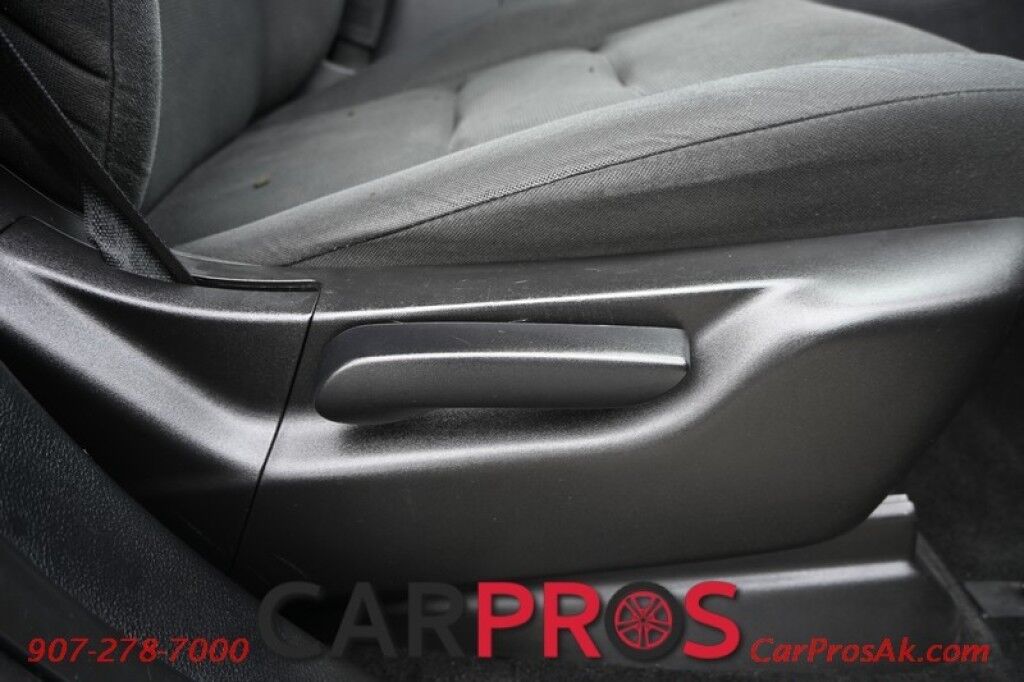 2015 Dodge Durango SXT - AWD - Popular Pkg - Keyless Entry & Push to Start - Heated Cloth Seats - Heated Steering Wheel - Back up Camera & Park Assist - 3rd Row - Seats 7 - Back Up Camera - Tow Pkg - Low Miles Anchorage AK