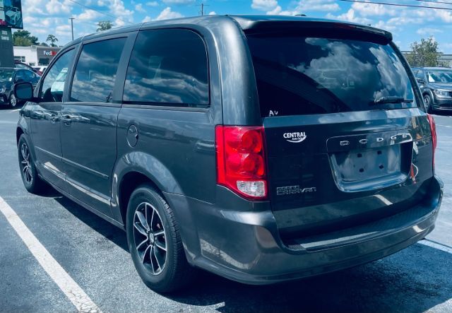 2015 Dodge Grand Caravan - HD SXT Plus