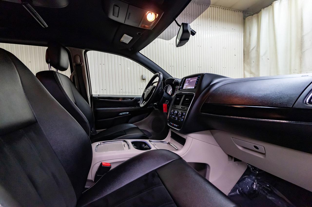 2015 Dodge Grand Caravan 30th Anniversary DVD BCam Red Deer AB