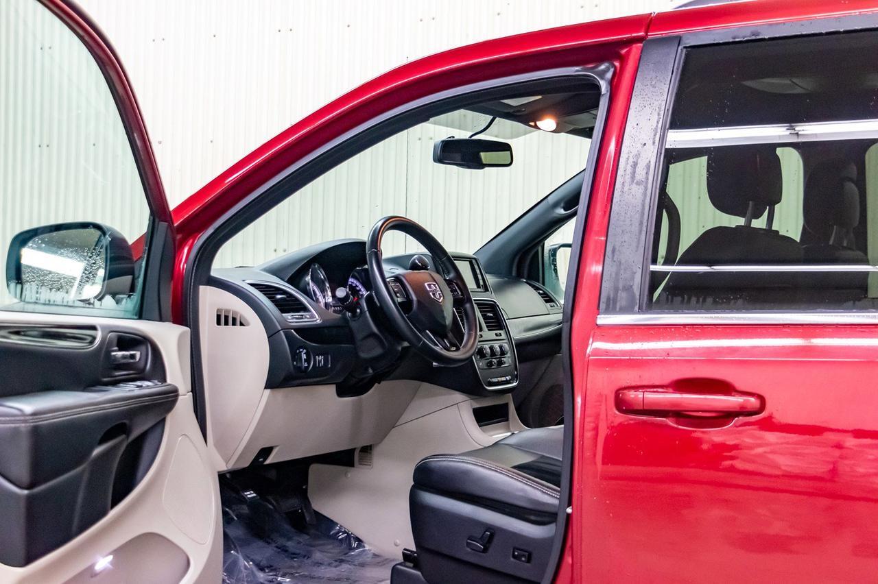 2015 Dodge Grand Caravan 30th Anniversary DVD BCam Red Deer AB