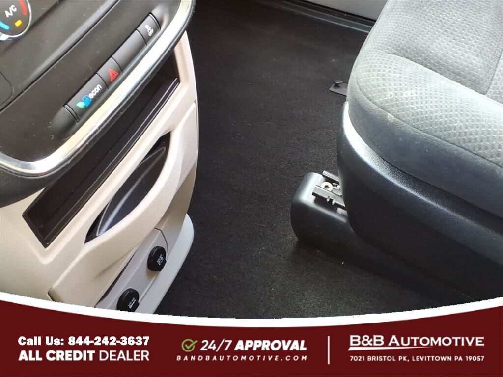 2015 Dodge Grand Caravan American Value Package Levittown PA