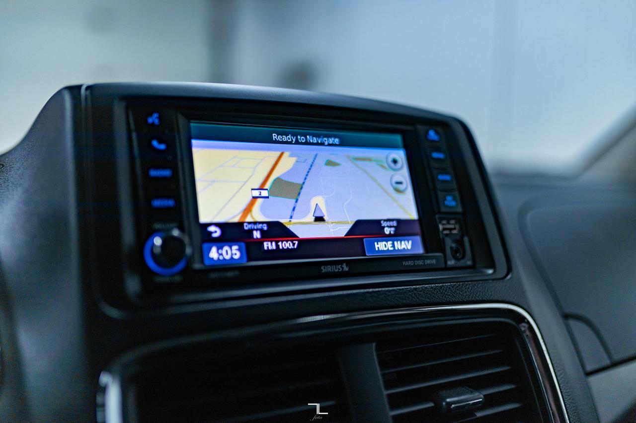 2015 Dodge Grand Caravan Crew Plus Wheelchair Conversion Leather Nav BCam Red Deer AB