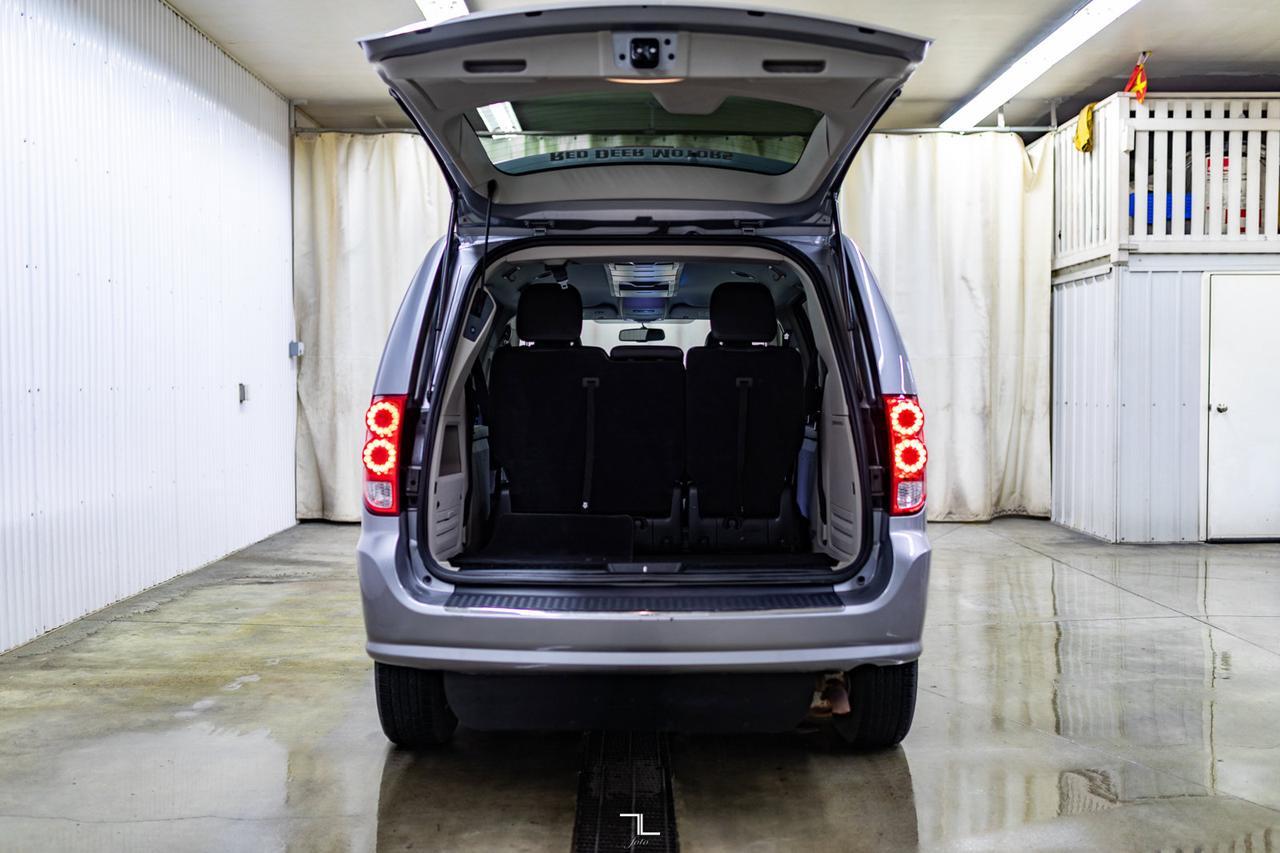 2015 Dodge Grand Caravan Crew Plus Wheelchair Conversion Leather Nav BCam Red Deer AB