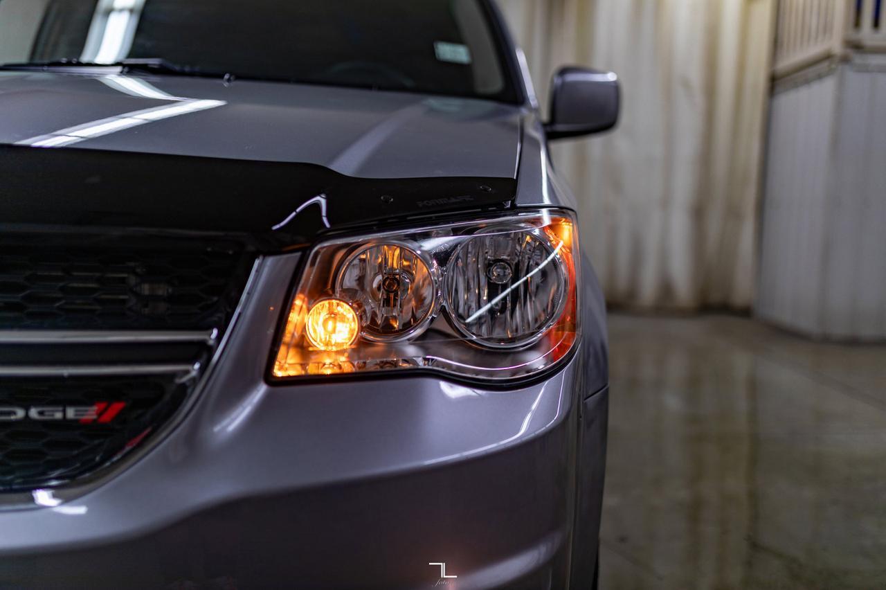 2015 Dodge Grand Caravan Crew Plus Wheelchair Conversion Leather Nav BCam Red Deer AB