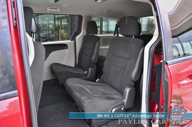 2015 Dodge Grand Caravan SE / 3.6L V6 / Premium Cloth Seats / Power Locks, Windows & Mirrors / Aux Input / Rear Captain Chairs / 3rd Row / Seats 7 / Cruise Control / Tow Pkg / 25 MPG / Only 46k Miles / 1-Owner Anchorage AK
