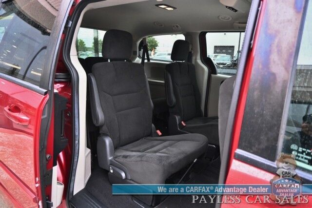 2015 Dodge Grand Caravan SE / 3.6L V6 / Premium Cloth Seats / Power Locks, Windows & Mirrors / Aux Input / Rear Captain Chairs / 3rd Row / Seats 7 / Cruise Control / Tow Pkg / 25 MPG / Only 46k Miles / 1-Owner Anchorage AK