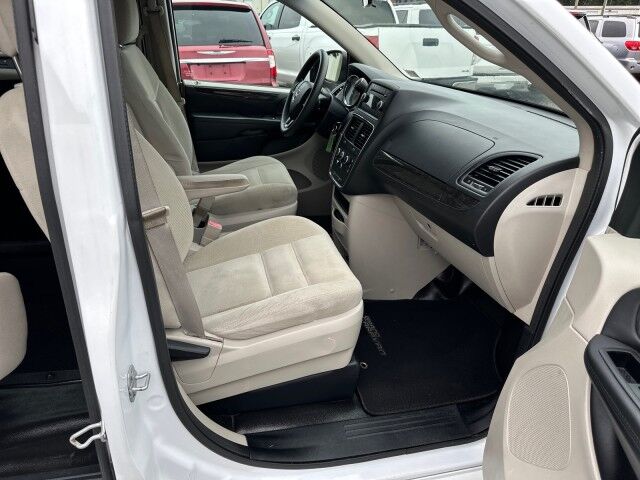 2015 Dodge Grand Caravan SE Braun Rear Load Wheelchair Van Ashland VA