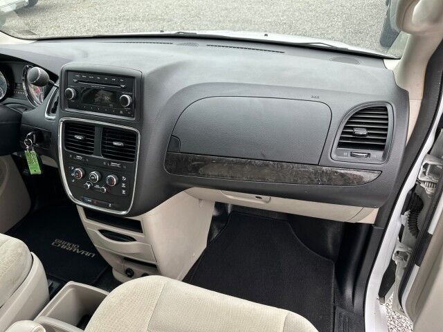 2015 Dodge Grand Caravan SE Braun Rear Load Wheelchair Van Ashland VA