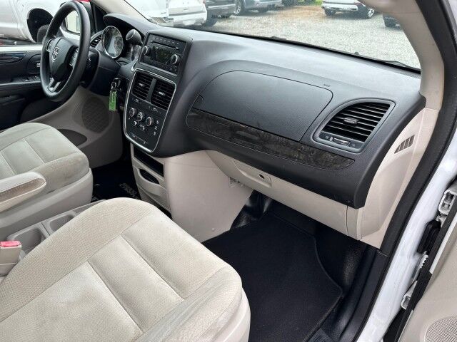 2015 Dodge Grand Caravan SE Braun Rear Load Wheelchair Van Ashland VA
