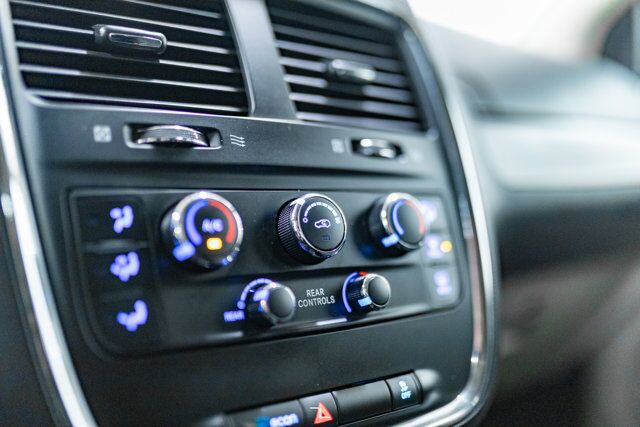 2015 Dodge Grand Caravan SE Red Deer AB