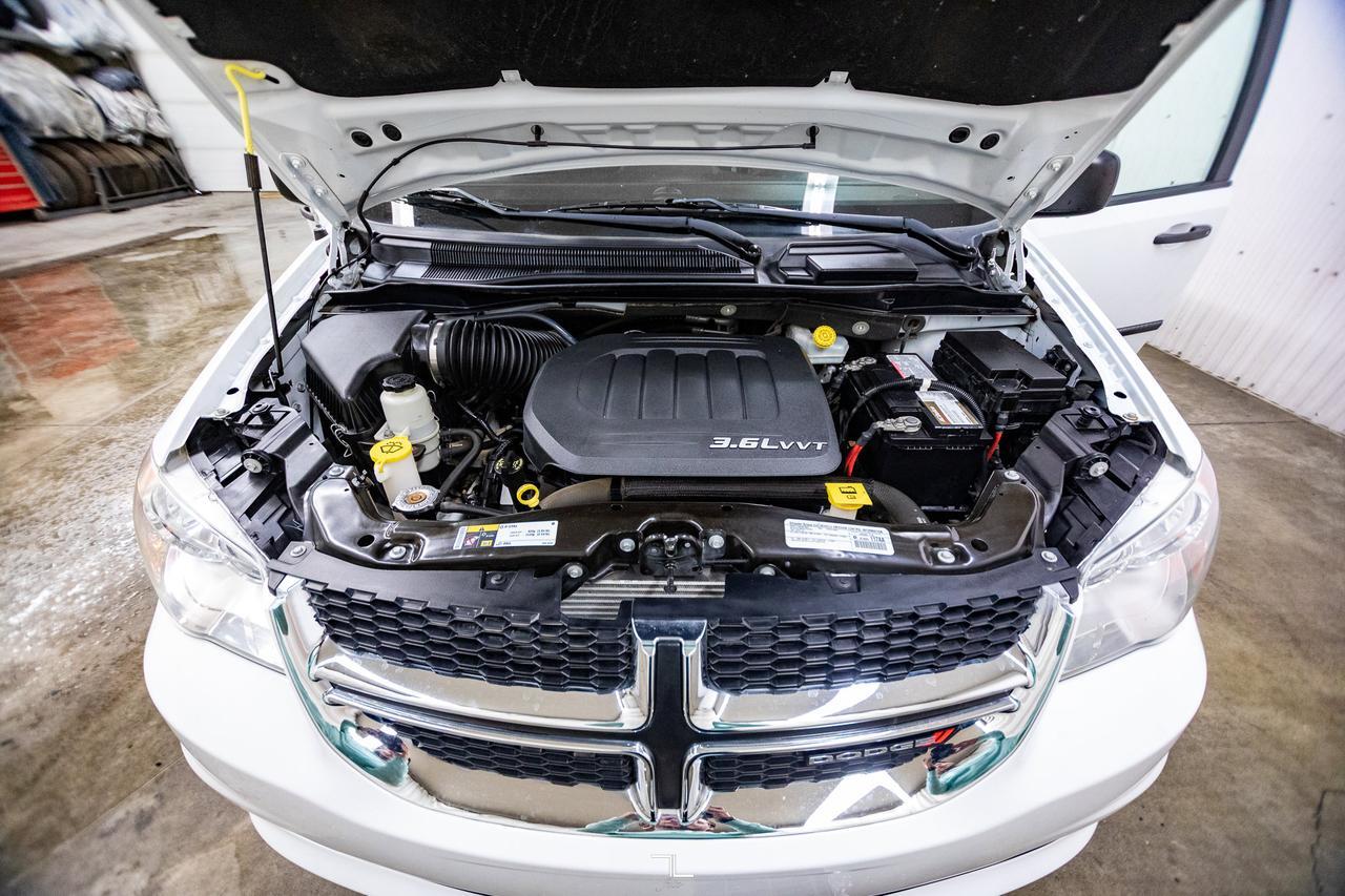 2015 Dodge Grand Caravan SE Red Deer AB