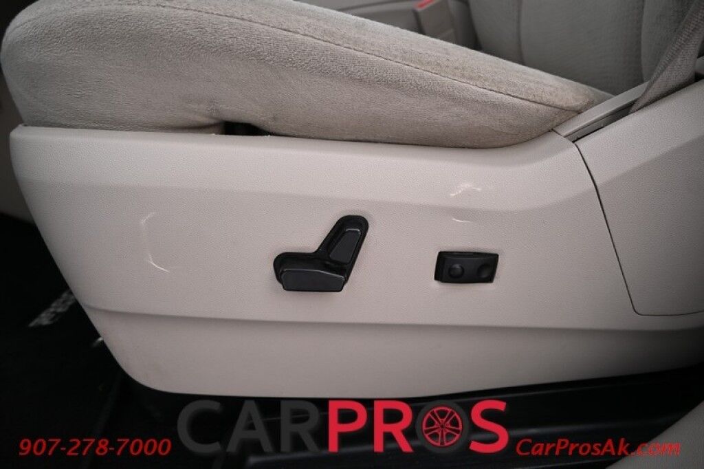 2015 Dodge Grand Caravan SXT - 3.6L V6 - Remote Start - Power Rear Sliding Doors - Power Liftgate - Keyless Entry - 2nd Row Captain Seats - 3rd Row - Seats 7 - Tow Pkg - 1 Owner Anchorage AK